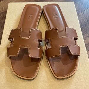 Hermes Gold Oran Sandals 37.5